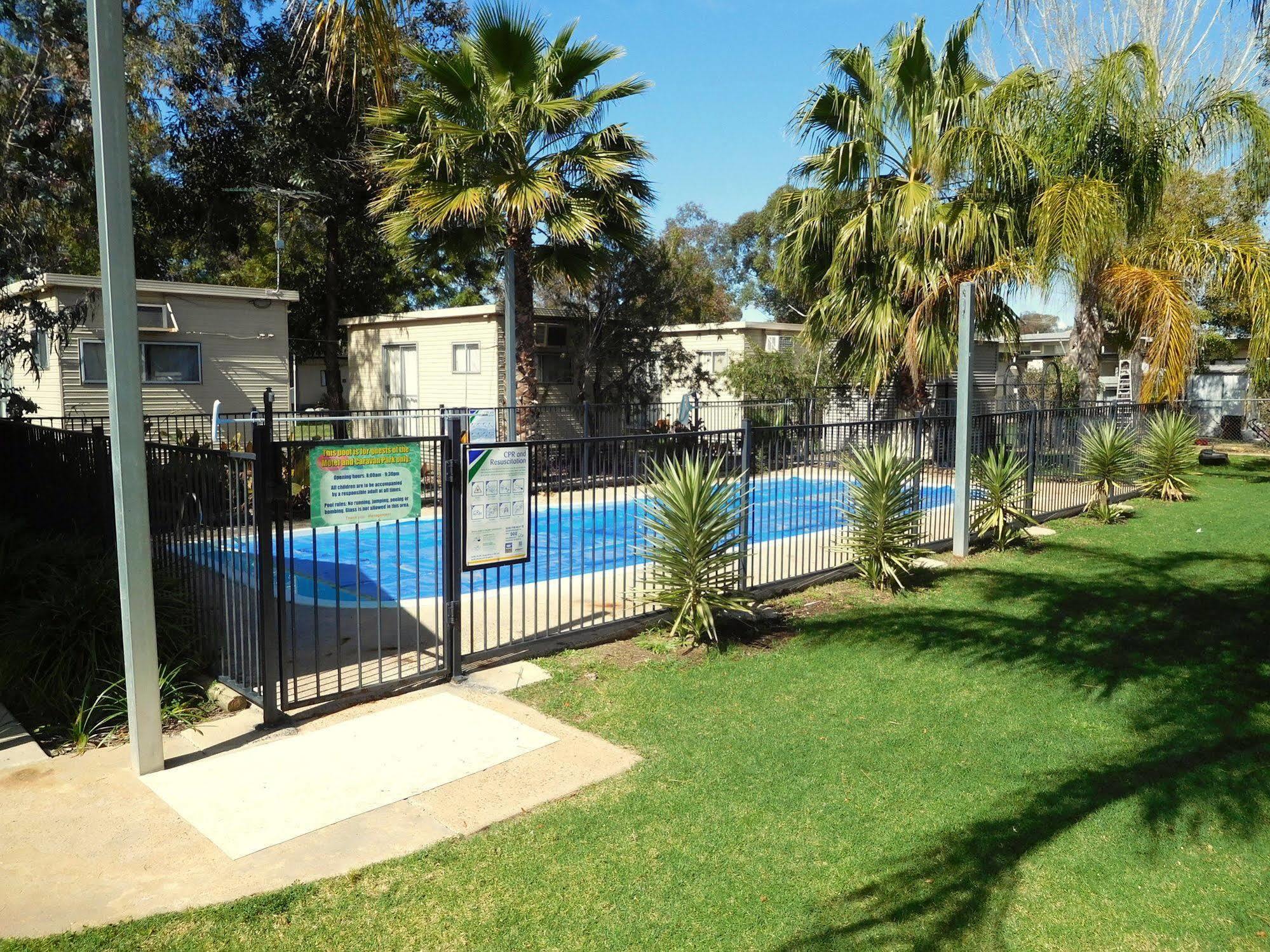 Narrabri Motel And Caravan Park Exterior foto